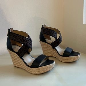 Michael Kors Wedge Black/Tan MK Sandals Size: 6.5